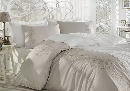 Клода (вышивка)