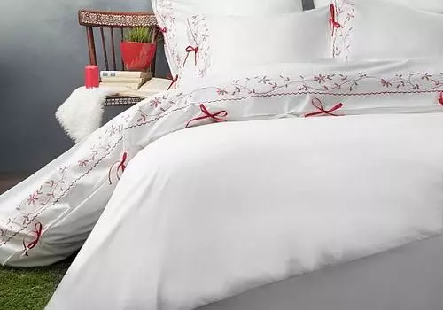 Пасадена белый