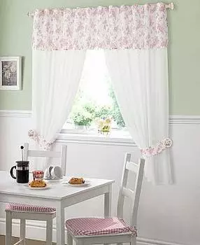 Селия (пыльная роза)