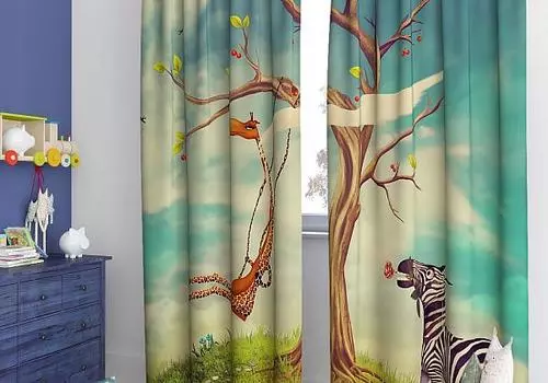 Жираф и зебра