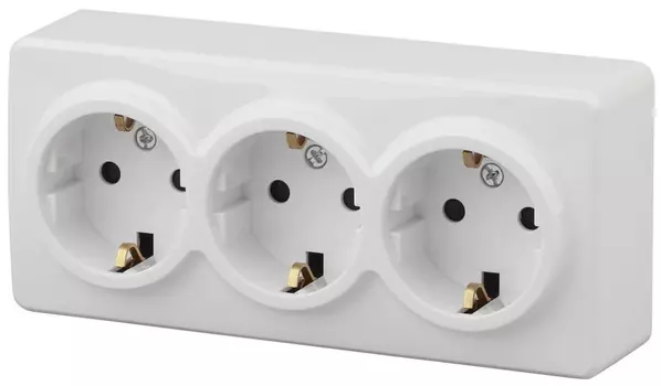 Розетка ЭРА Эксперт 3х2P E со шторками Schuko 16A 250V 11-2209-01 Б0020703