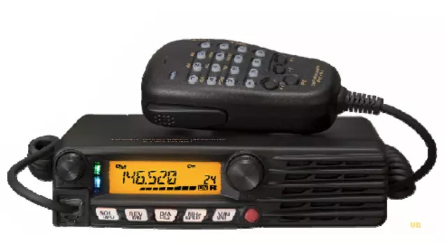 Автомобильная цифровая рация Yaesu FTM-3200DR (Официальный дилер в России!)