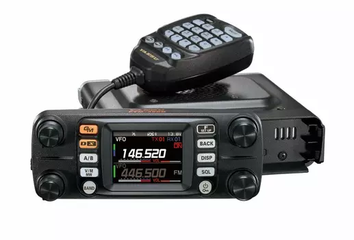 Двухдиапазонный цифровой мобильный трансивер Yaesu FTM-300DR