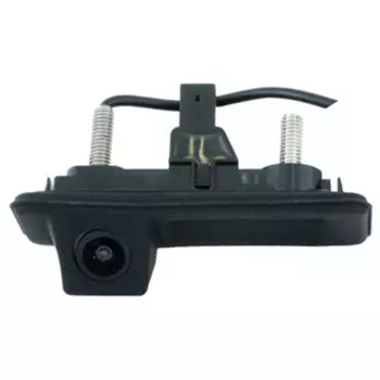 Камера заднего вида Intro VDC-084 для Skoda Fabia, Octavia, Superb в ручку багажника