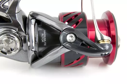 Катушка безынерционная SHIMANO STRADIC CI4+ 4000 FB (+ Леска в подарок!)