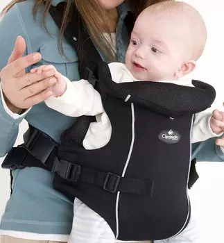 Рюкзак-переноска для детей Clippasafe Carramio, черный (+ Антисептик-спрей для рук в подарок!)