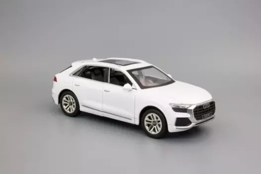 Модель автомобиля AUDI Q8 220x85 мм, белый