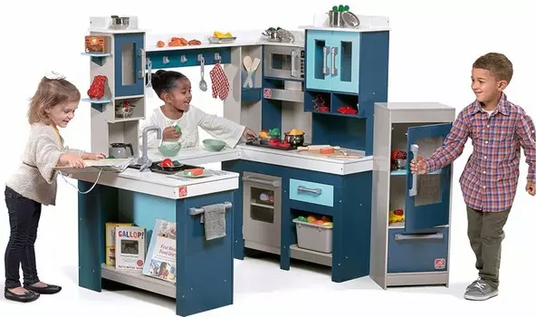 Большая кухня - Семья