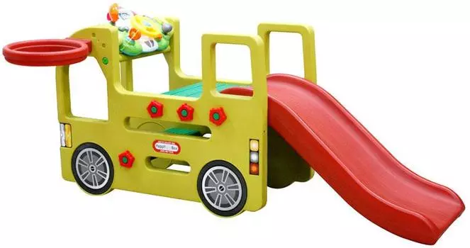 Игровая зона с баскетбольным кольцом и музыкальной панелью