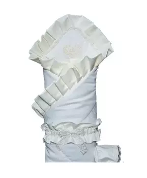 Комплект на выписку из серии М 4049 с кружевными рюшами, цвет – шампань