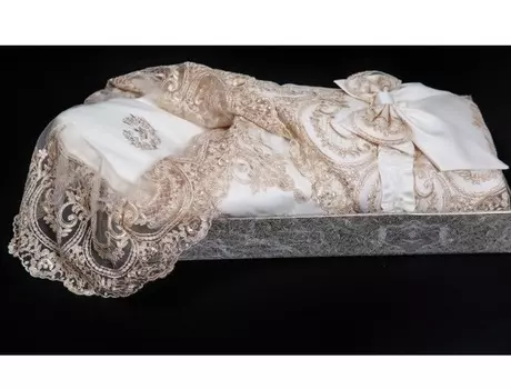 Комплект на выписку из серии Роскошь Л 4058, сезон – весна, цвет – шампань