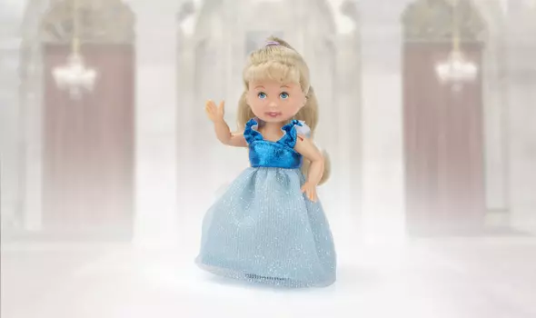 Кукла - Выход в свет, голубое платье