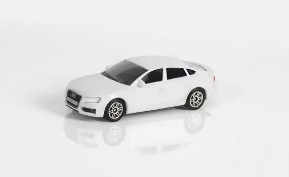Металлическая машина - Audi A5, 1:64, белый