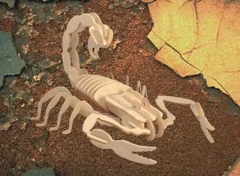 Модель деревянная сборная - Скорпион