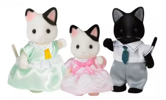 Семья Черно-белых котов из серии Sylvanian Families, 3 фигурки