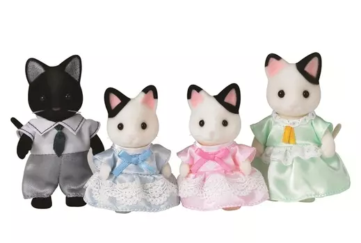 Sylvanian Families - Семья чёрно-белых котов