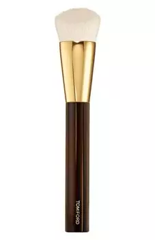 Кисть для нанесения тональной основы Shade & Illuminate Tom Ford