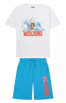 Комплект из футболки и шорт Moschino