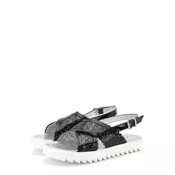 Лаковые сандалии на ремешке с перфорацией Simonetta