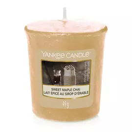 Аромасвеча для подсвечника Yankee Candle Кленовый чай латте 49 г
