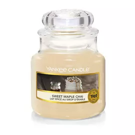 Аромасвеча в малой банке Yankee Candle Кленовый чай латте 104 г