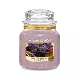 Аромасвеча в средней банке Yankee Candle Садовая лаванда 411 г