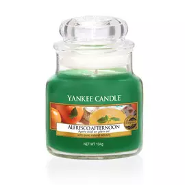 Аромасвеча Yankee Candle Вечер на свежем воздухе 8 см