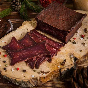 Бастурма Деликатес дичь из медведя сырокопченая, кг