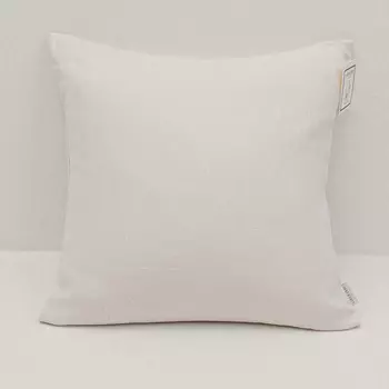 Декоративная подушка Linen Love Белый лебедь белая 45х45 см