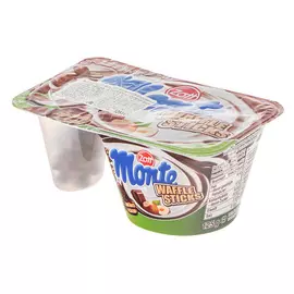 Десерт молочный Zott Monte Waffle Sticks шоколад, фундук + вафельные палочки в шоколадной глазури 15% 125 г