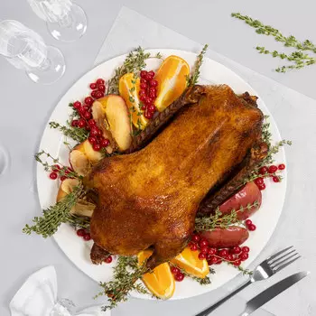 Гусь фаршированный, кг