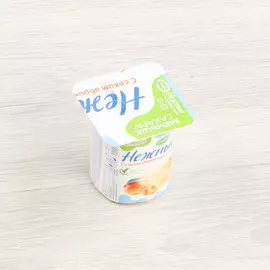 Йогурт Campina Абрикос, манго 1,2% 100 г