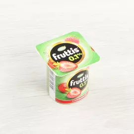 Йогурт Campina Fruttis Легкий Клубника 0,1% 110 г