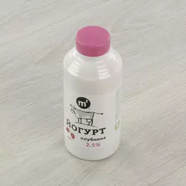 Йогурт m2 питьевой Клубника 2,5% 500 г
