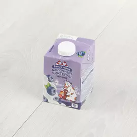 Коктейль Белый город молочный черника 1,5% 500 мл