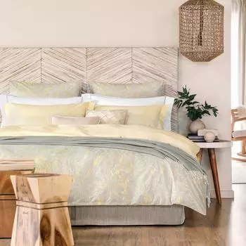 Комплект постельного белья Togas Маргарет желтый Полуторный