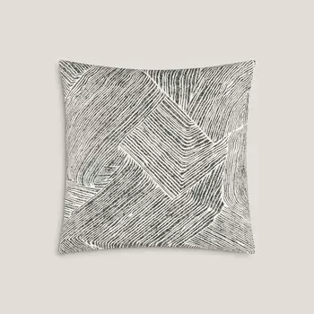 Наволочка Togas Ферранте серый 70x70 см