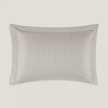 Наволочка Togas Ларье серый 50х70 см