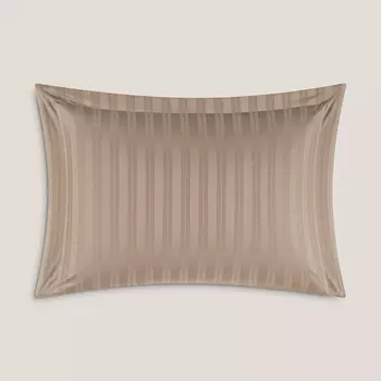 Наволочка Togas Саккард бежевый 50х70 см