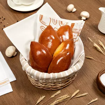 Пирожок сдобный с мясом, кг