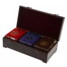 Подарочный набор Williams шкатулка с жестяными бархатными банками 3х150 г