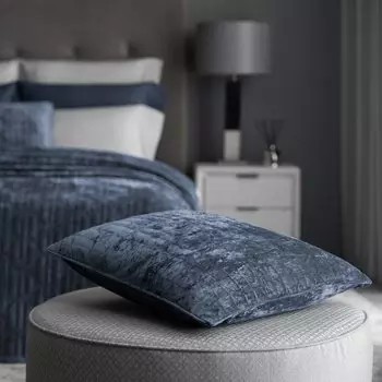 Подушка декоративная Togas Арнас серо-синий 50х50 см