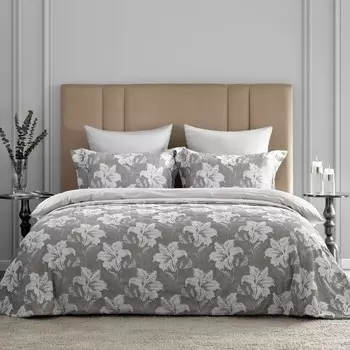 Покрывало Togas Бриали серый 260x260 см и наволочки 50x70 см-2шт. 3 предмета