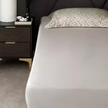 Простыня на резинке Togas Вольмут бежевый 200х200+35 см