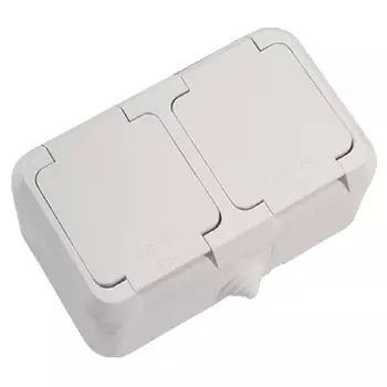 Розетка Makel 2 гнезда с крышкой с/з накладная