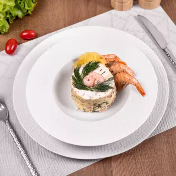 Салат из креветок с ананасом, кг