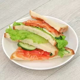 Сэндвич с семгой 200 г