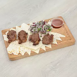 Шашлык из баранины на мангале 160 г