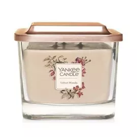 Свеча ароматическая Yankee Candle Elevation Бархатный лес