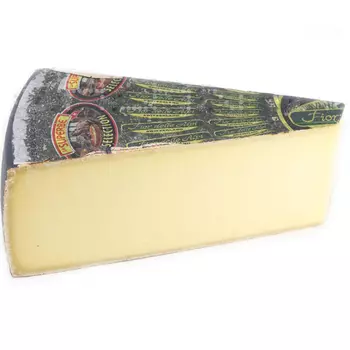 Сыр твердый Margot Fromages Фьор де Альпи 45% кг
